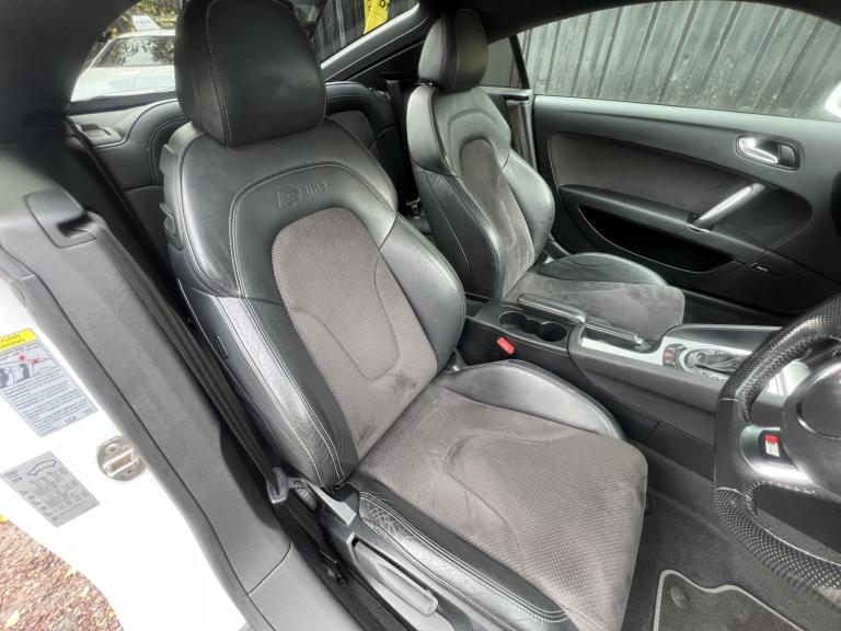 AUDI TT 2.0 TDI Black Edition 2013