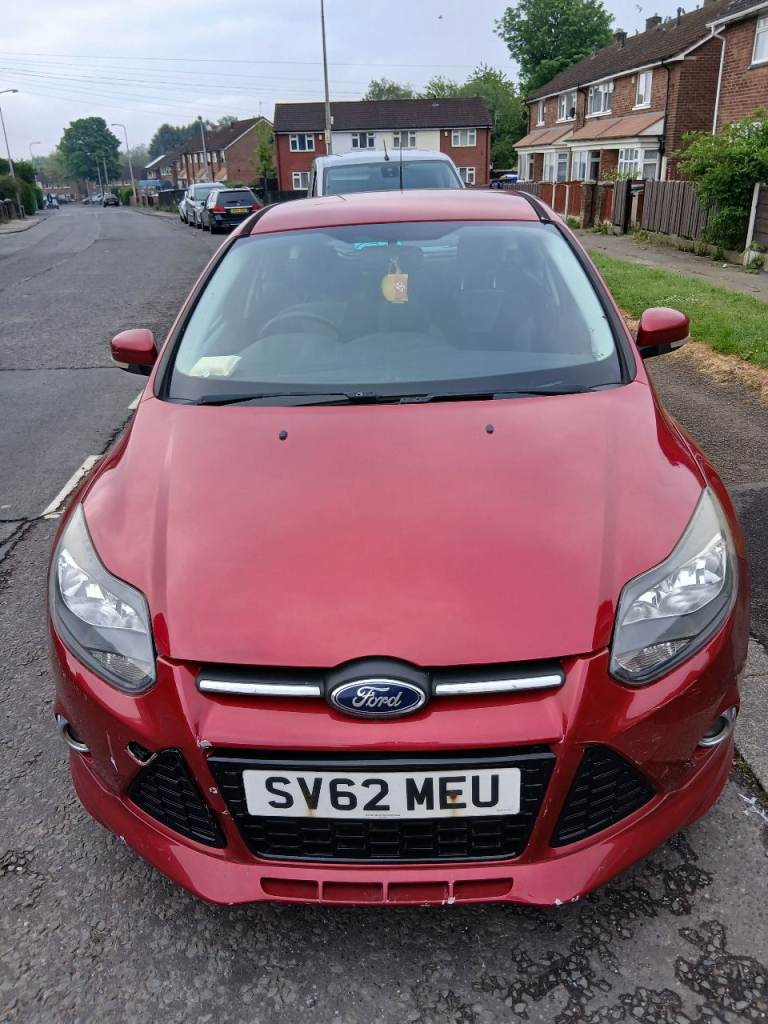 Ford, FOCUS, Hatchback, 2012, Manual, 1560 (cc), 5 doors