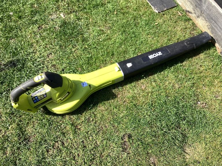 Ryobi leaf blower 18v bare unit 