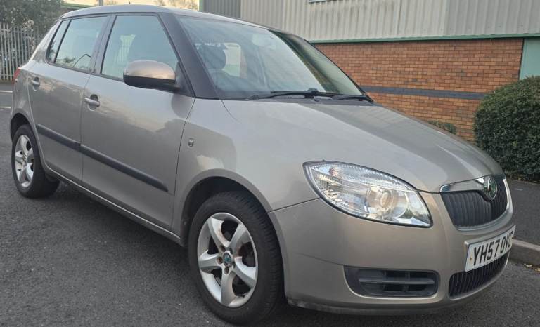 Skoda fabia 1.4 5dr vauxhall  Volkswagen toyota nissan honda hyundai renault peugeot ford  suzuki 