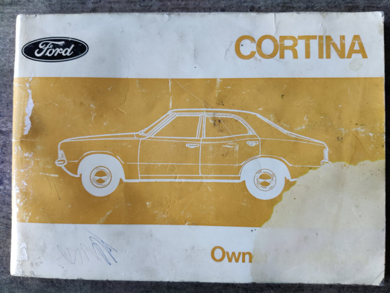Ford Cortina Hand book August 1970 model