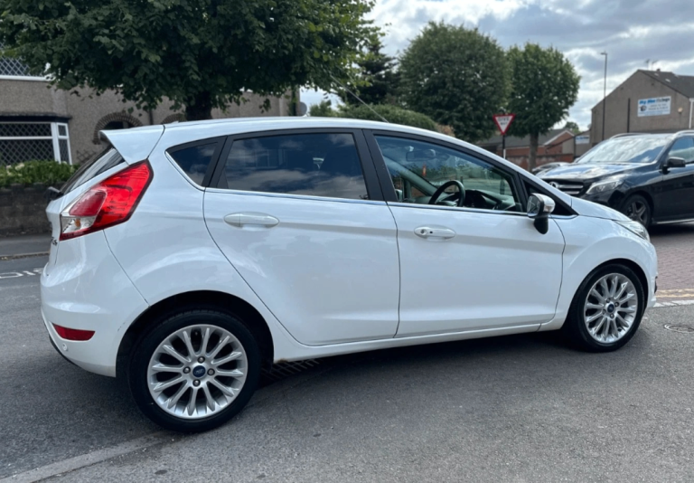 * ULEZ FREE * 2014 FORD FIESTA 1.0 T ECOBOOST TITANIUM X PETROL MANUAL 5 DOOR HATCHBACK *