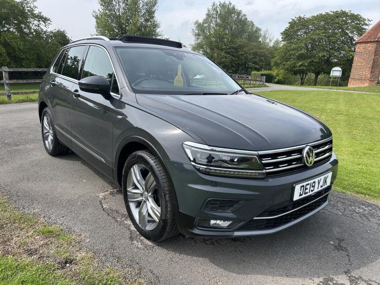 VOLKSWAGEN TIGUAN 2.0 TDI SEL Automatic 2019