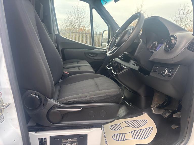 2020/70 Mercedes Sprinter LWB 5 Ton Twin Wheel Base