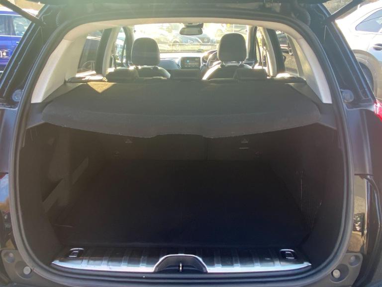 2018 Peugeot 2008 1.2 PureTech Allure Premium 5dr [Start Stop] HATCHBACK PETROL Manual