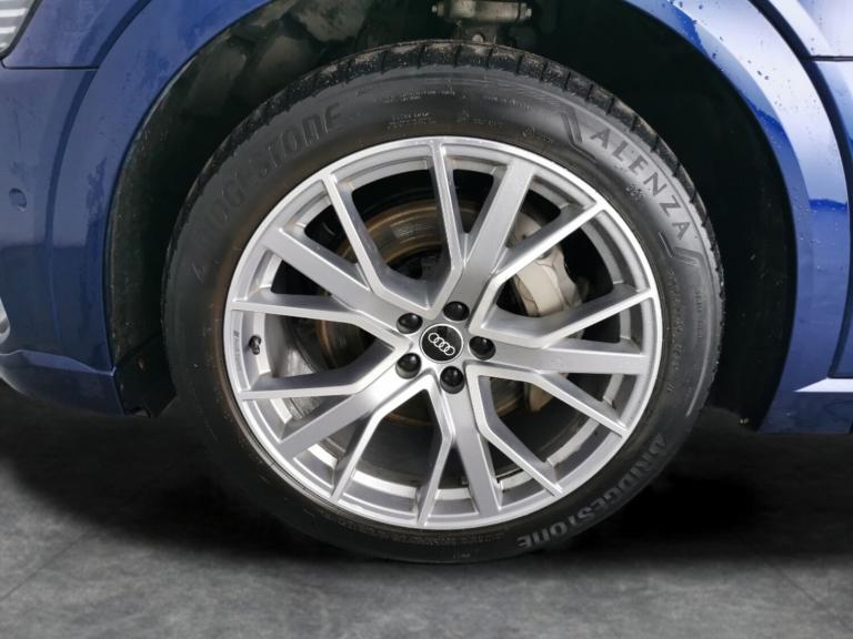 2021 Audi e-tron 300kW 55 Quattro 95kWh Black Edition 5dr Auto ESTATE ELECTRIC Automatic