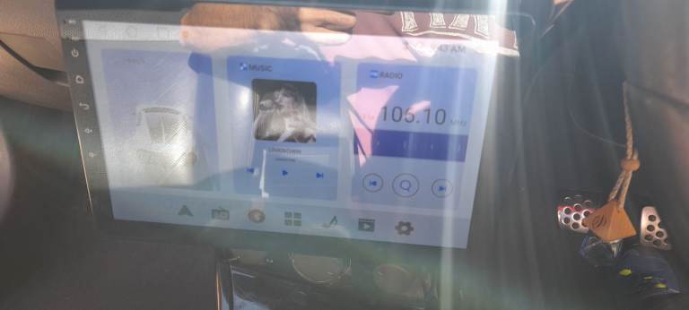Touch screen 