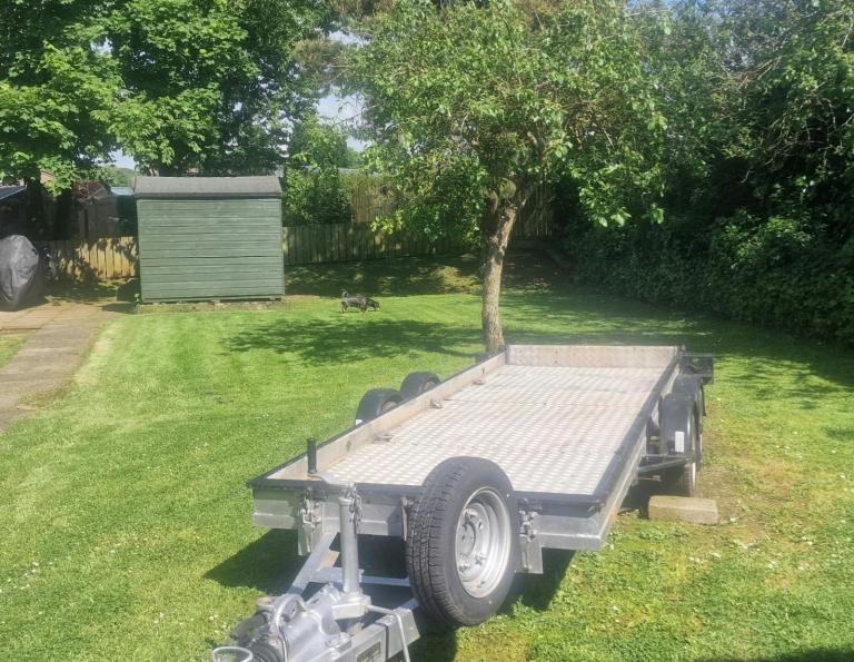 Knott plant Trailer 