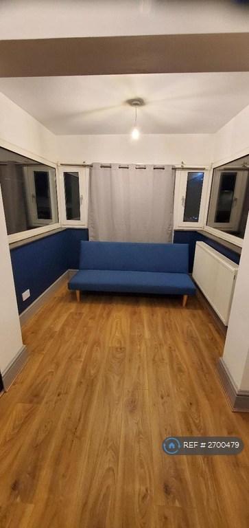 1 bedroom in Edward Street, Nuneaton, CV11 (#2700479)