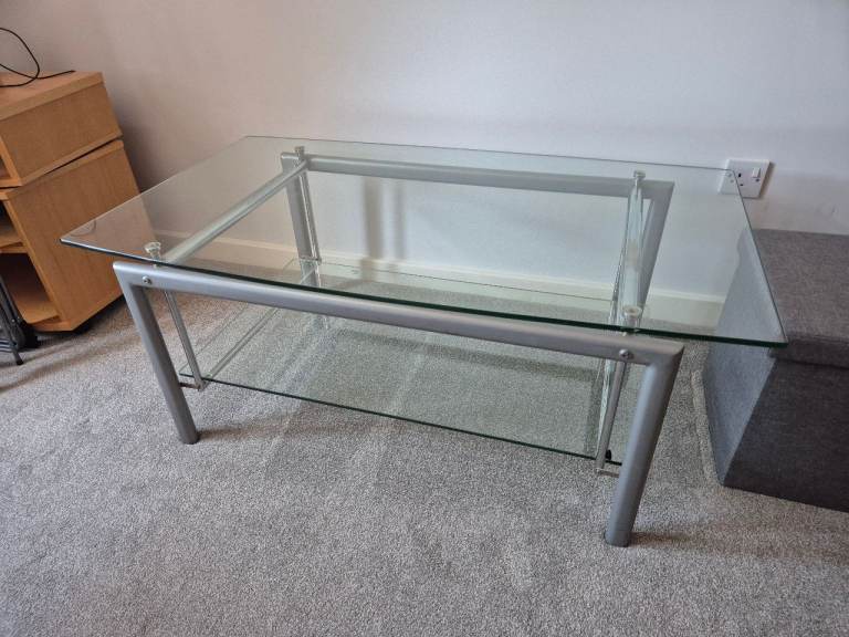 Large glass coffee table / TV stand