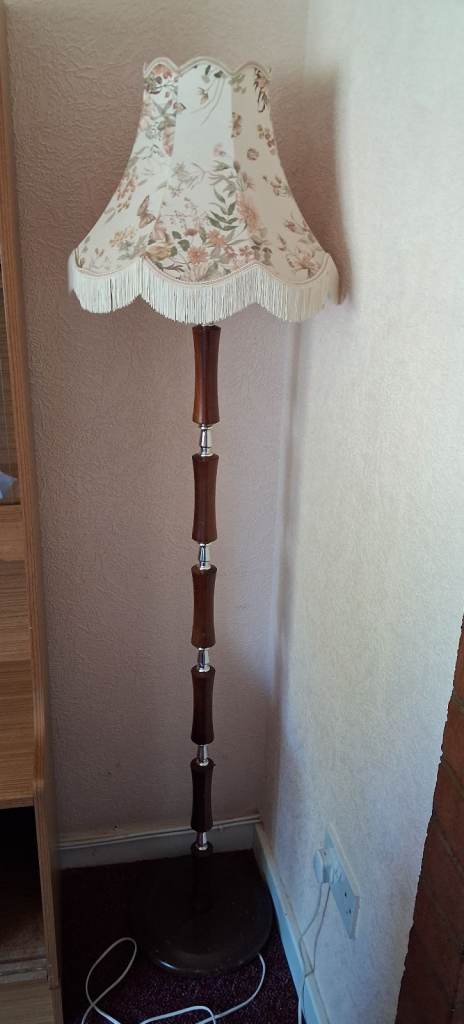 Standard lamp.