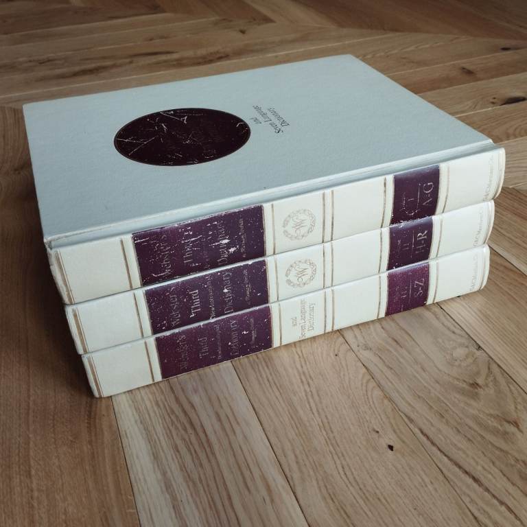websters third new international dictionary encyclopedia