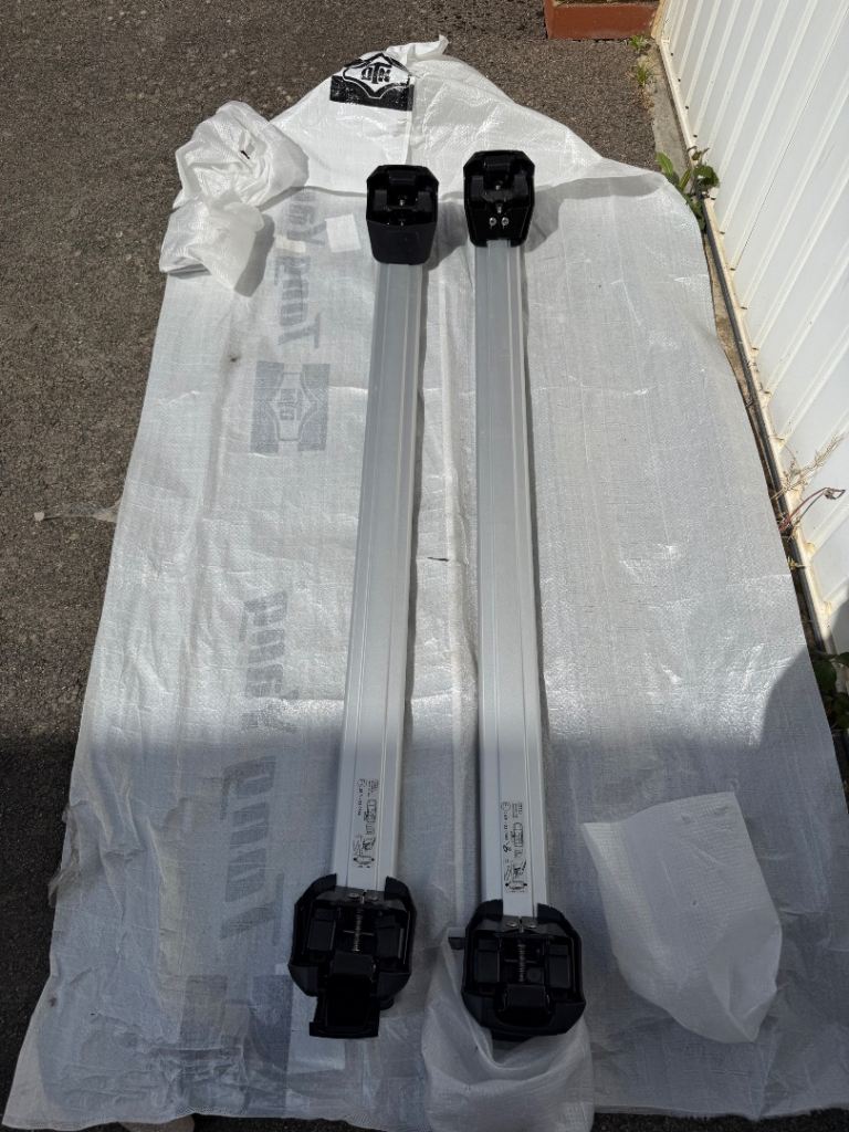 Audi Q5 Roof Bars Set