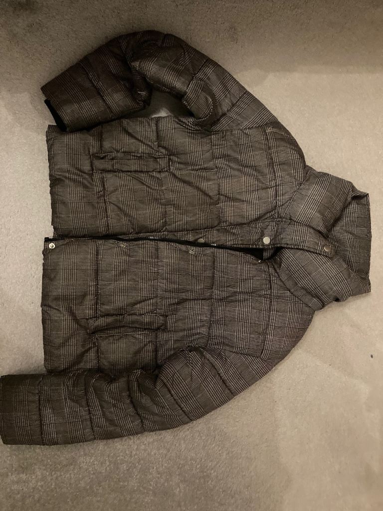 Women’s / teenager jackets . Prices from £5-10