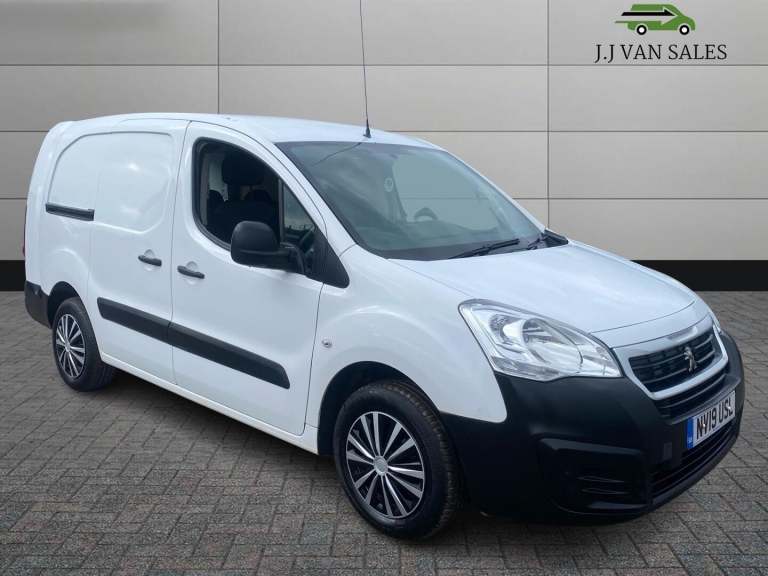 2019 Peugeot Partner 715 S 1.6 BlueHDi 100 Crew Van PANEL VAN DIESEL Manual