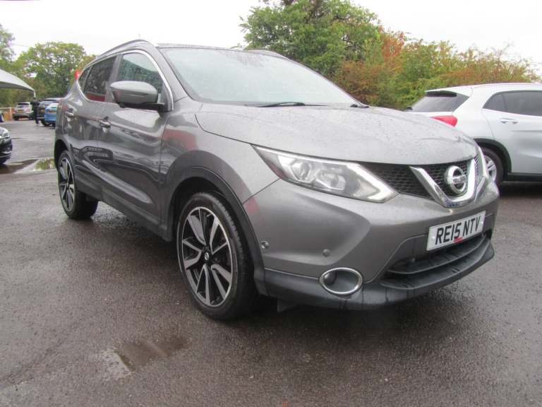 NISSAN QASHQAI 1.2 DIG-T Tekna 2015