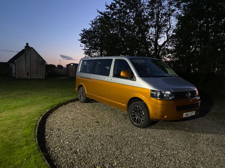 Volkswagen, TRANSPORTER SHUTTLE, MPV, 2013, Manual, 1968 (cc), 5 doors
