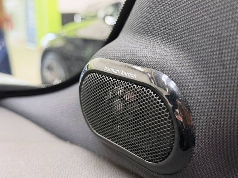 2021 MINI Electric Hatch Cooper SE 32.6kWh Level 3 Hatchback 3dr Electric Auto (184 ps) Hatchback...