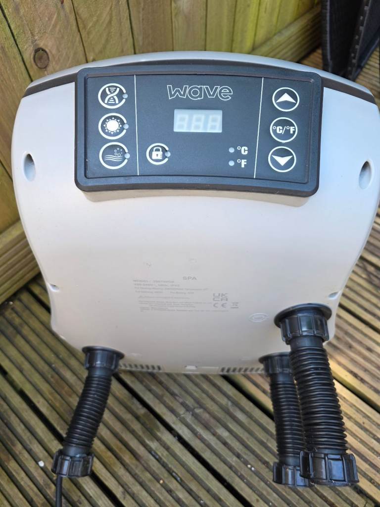 Wave spa pump