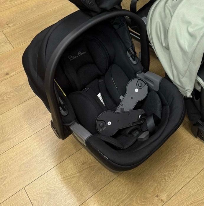 Silver Cross Infant Car Seat - Brand New, Black