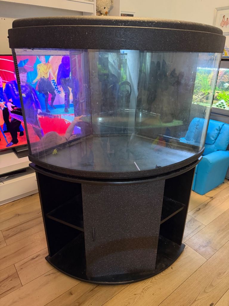 Corner Fish Tank with Stand - 180L