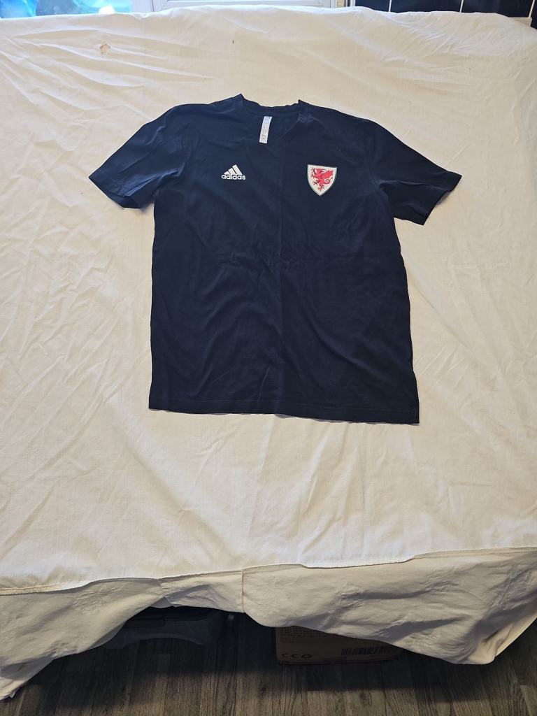 Adidas Wales FA T-Shirt Black Men's Size M WW1042