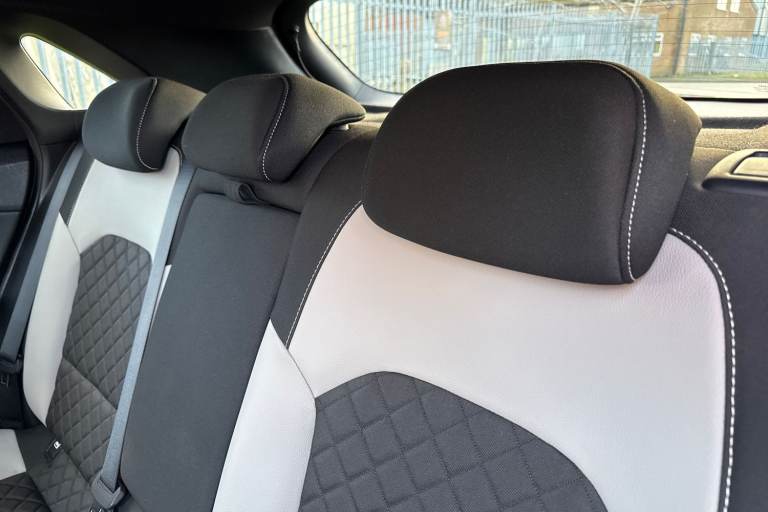 2019 Kia Ceed 1.4 T-GDi GT-Line Lunar Edition Euro 6 (s/s) 5dr Hatchback PETROL Manual