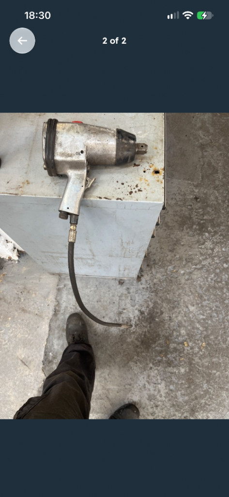 Heavy Duty Air Impact Wrench – Fair Condition
