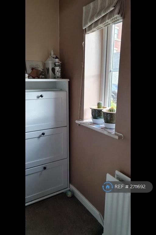 3 bedroom house in Cardinal Drive, Gloucester, GL4 (3 bed) (#2711692)