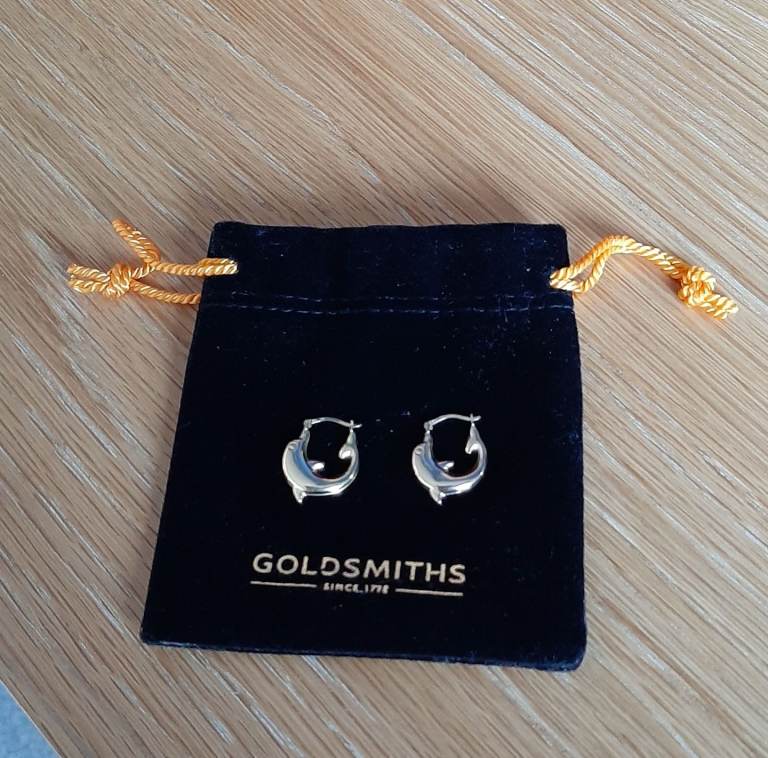 image for 9ct gold dolphin style earings.