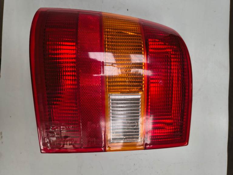 image for Vauxhall Cavalier MK3 Rear left hand Tail light 90347406