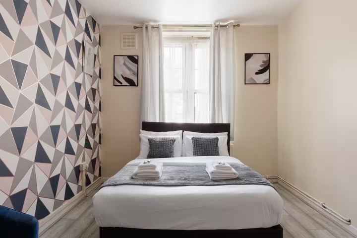 2 bed in Greenwich 