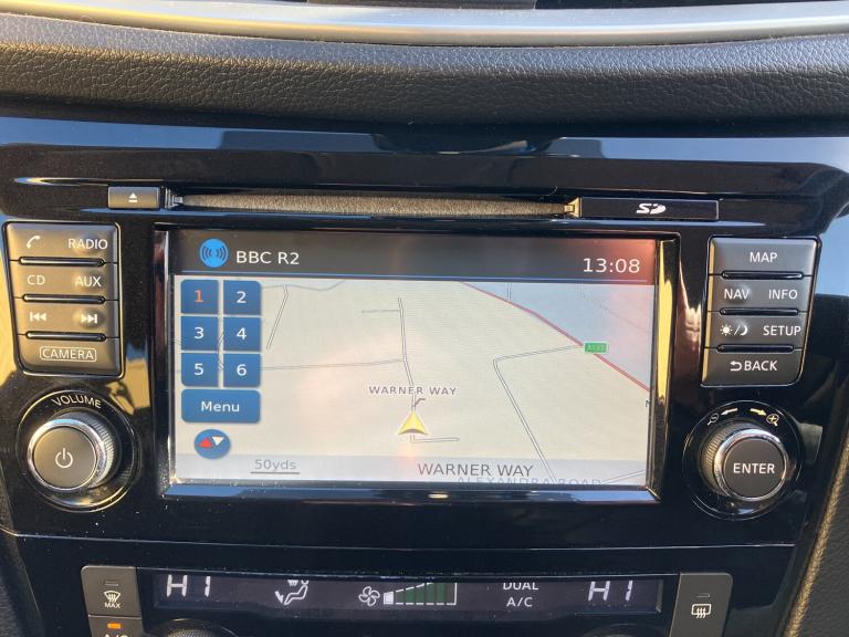 2015 Nissan Qashqai 1.6 dCi n-tec SUV 5dr Diesel XTRON 2WD Euro 6 (s/s) (130 ps)