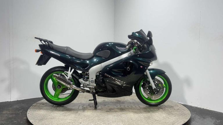 Triumph Sprint 2004 ONLY 13K EYE CATCHING SPORTS TOURING 955CC