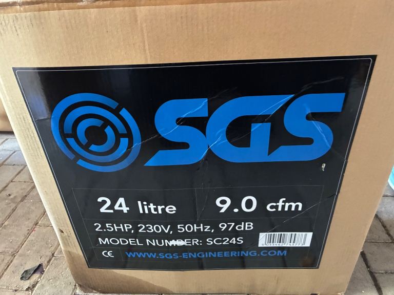 SGS 24L Air Compressor w/ Integrated Hose Reel & 5pc Air Tool Kit - 2.5HP 9.5CFM