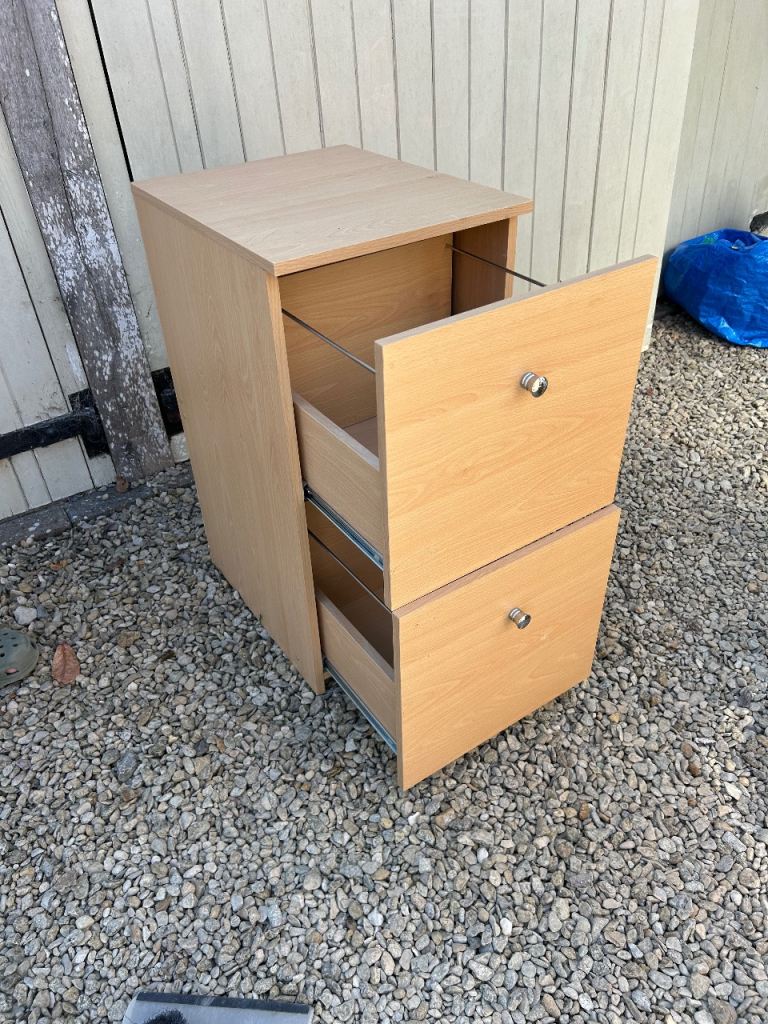 Free Light Wood Effect 2-Drawer Filing Cabinet – Good Condition