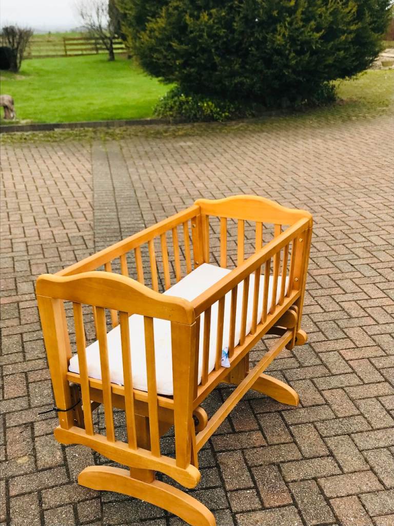 PINE BABY CRIB CRADLE