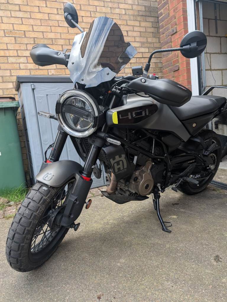 Husqvarna SVARTPILEN 401 2025