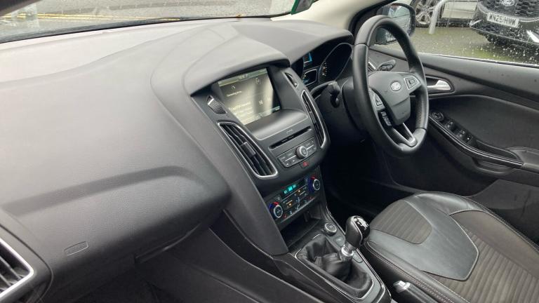 2016 Ford Focus 1.0 EcoBoost 125 Titanium X 5dr Petrol Hatchback Hatchback Petrol Manual