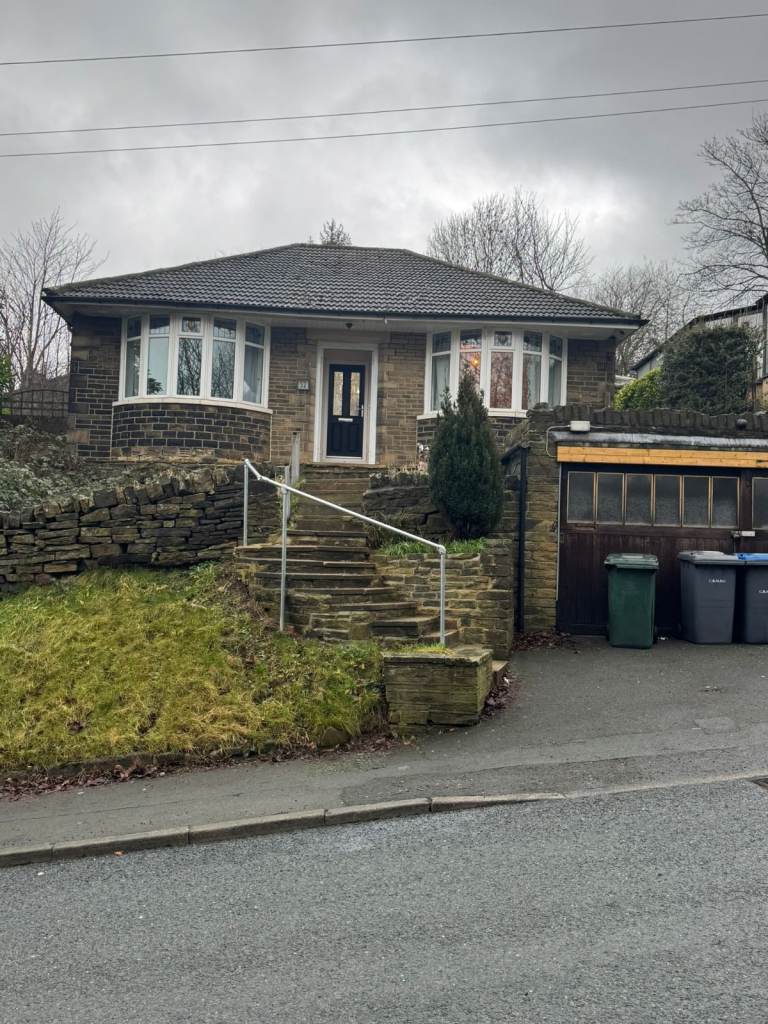 Stunning Three-Bedroom Detached Bungalow 