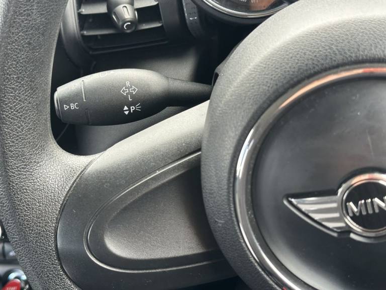 2017 MINI Hatch 1.5 Cooper Hatchback 5dr Petrol Manual Euro 6 (s/s) (136 ps) Hatchback Petrol Manual