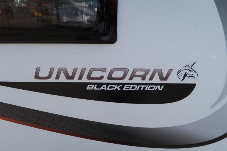 2020 BAILEY Unicorn Black Edition Cabrera 