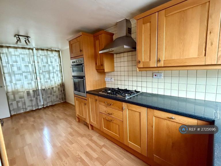 3 bedroom house in Caldbeck Walk, Northampton, NN3 (3 bed) (#2725696)