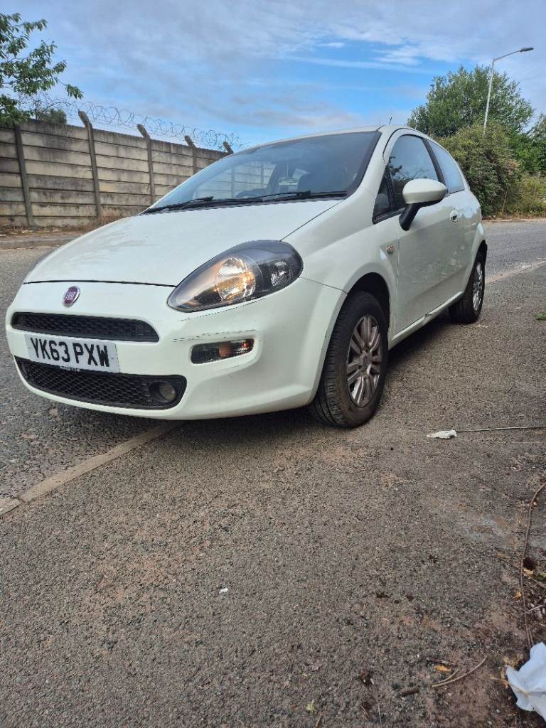 2013 Fiat Punto 1.2 Easy 3dr HATCHBACK Petrol Manual + FAST UK  🇬🇧 DELIVERY  AVAILABLE!