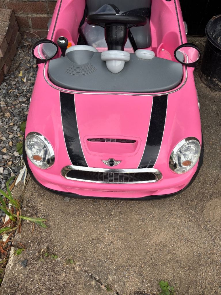 Pink Mini Cooper S Ride-On Car – Good Used Condition