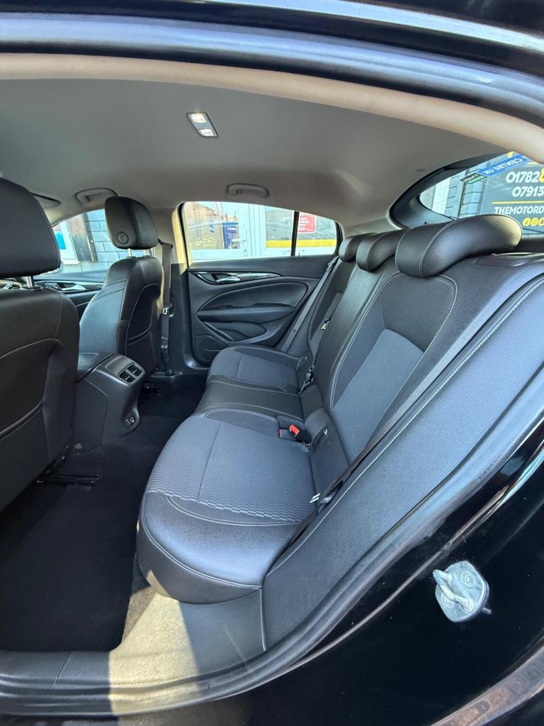 2019 Vauxhall Insignia 1.6 Turbo D ecoTec Tech Line Nav 5dr HATCHBACK DIESEL Manual