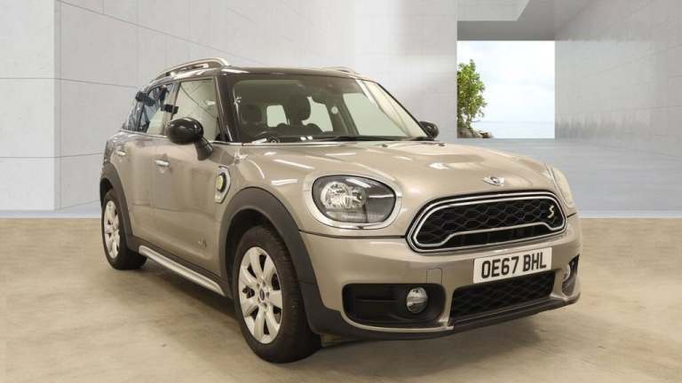 2017 MINI Countryman 1.5 Cooper S E ALL4 PHEV 5dr Auto ++ NAV / CAMERA / ULEZ / DAB ++ HATCHBACK ...