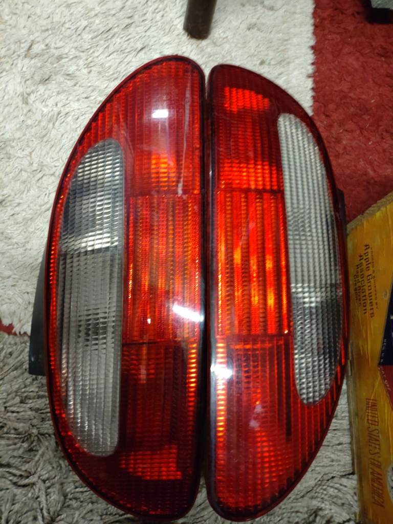 1998 MGF pair of rear lights