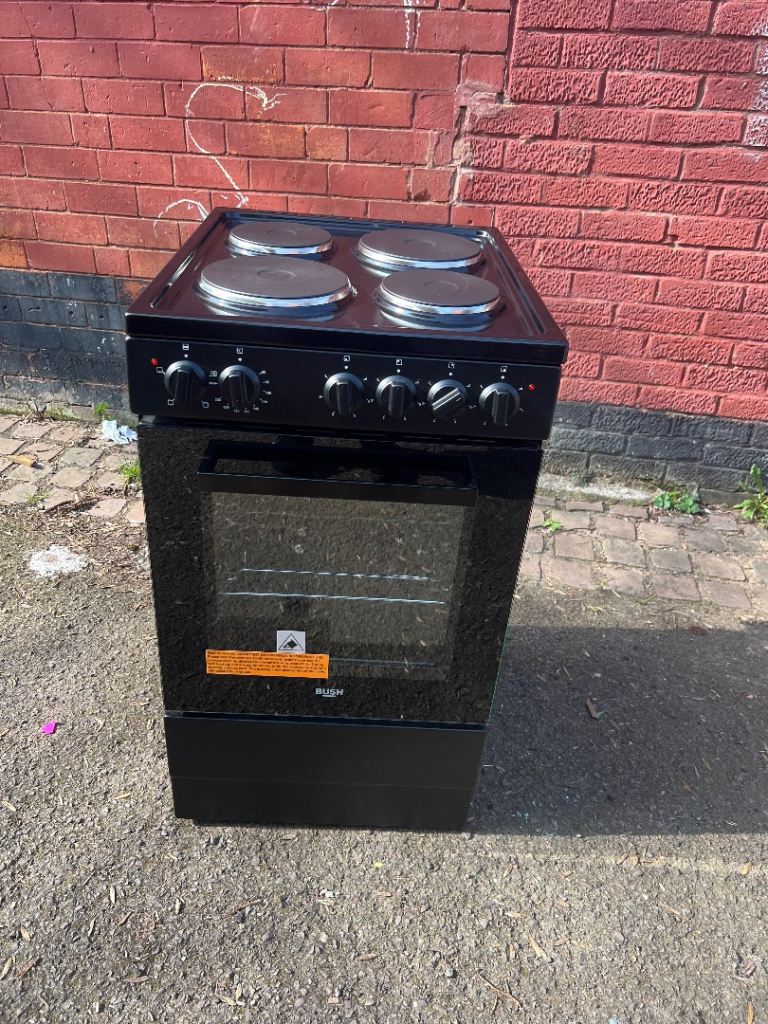 BUSH BESAW50B 50CM Single Electric Freestanding Cooker - Black