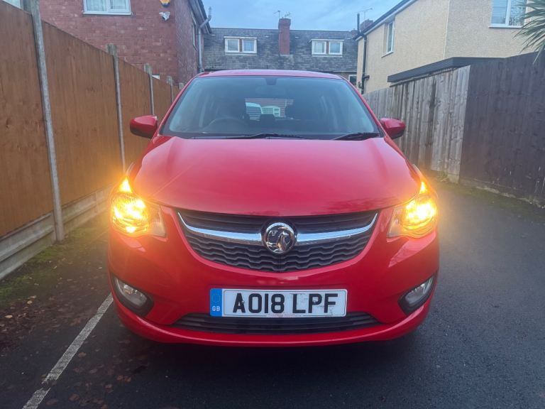 Vauxhall Viva 1.0L 5dr hatchback manual gear with low mileage, 11 months MOT for sale!!!